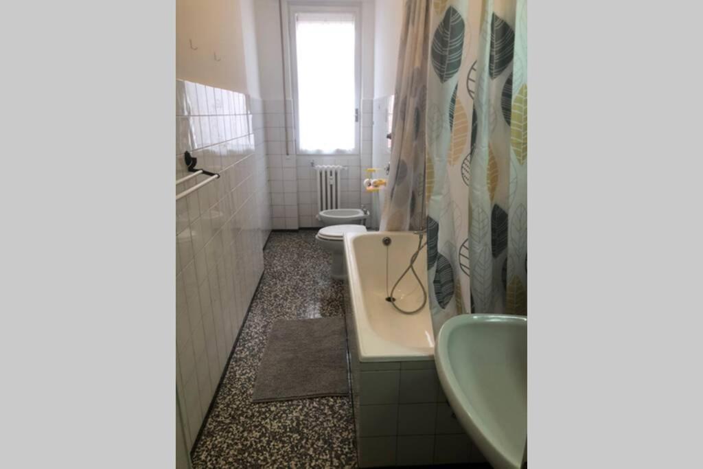 La Maison Bleue Sul Naviglio Corsico Luaran gambar